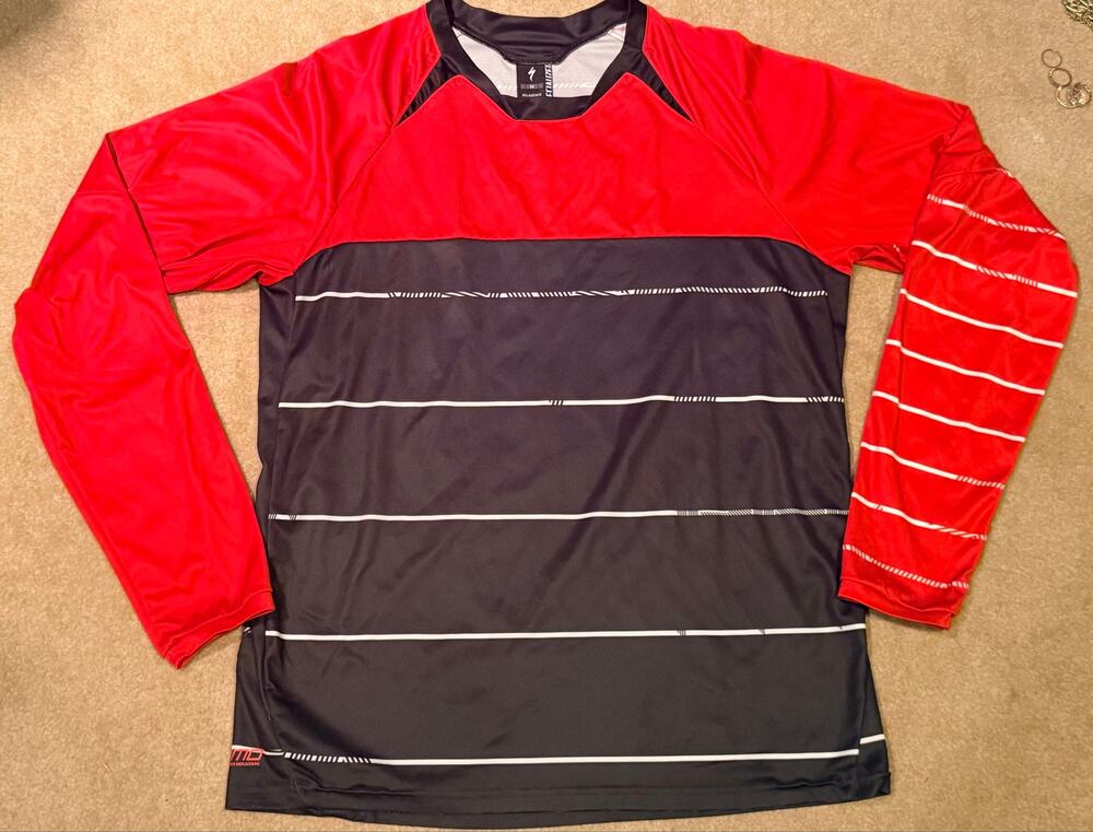 Specialized Mountain Bike Jersey Mens Medium Red Black Long Sleeve Cycling Shirt